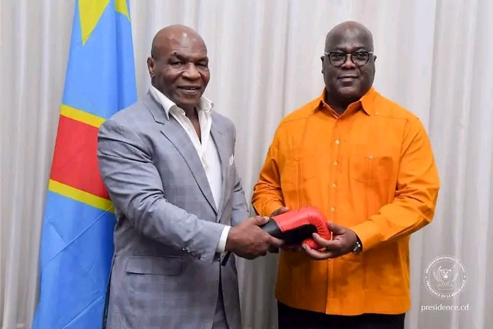 RDC : En visite à Kinshasa pour célébrer le 50e anniversaire du combat du siècle entre Ali et Foreman, Mike Tyson a été reçu ce dimanche par le Président Félix Tshisekedi.